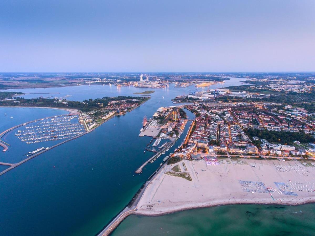 Windjammer Росток Екстериор снимка